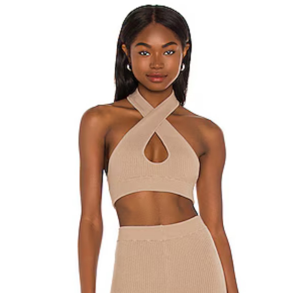 Alessia Top in Taupe
Camila Coelho